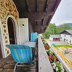 Апартаменты Berg Und Bach - Lakes 5min, Salzburg 20min *